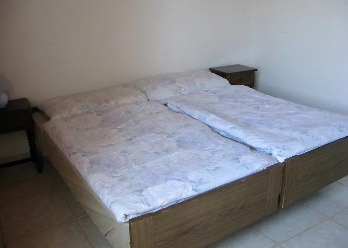 109F - One Bedroom